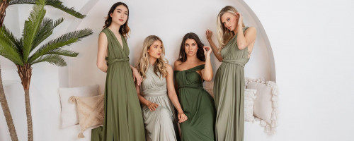 Take This Bridesmaid Dress Color Quiz to Style Your Wedding Party Like a Pro